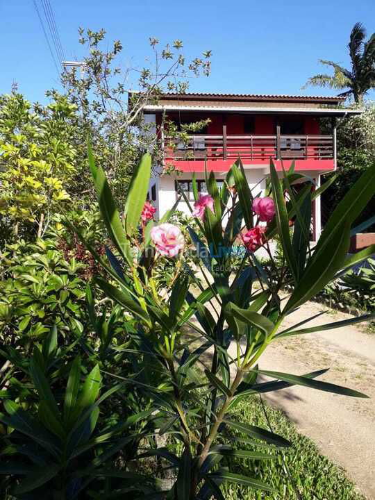 House for vacation rental in Garopaba (Praia da Ferrugem)