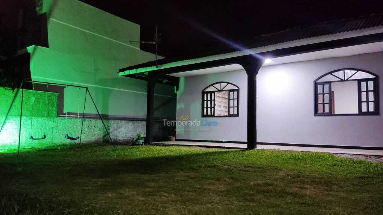 House for vacation rental in Itapoá (Itapema do Norte)