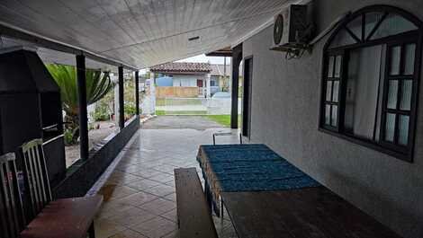 Vacation rental in Itapoá/SC 🏖️