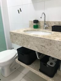 APARTAMENTO 02 DORMITORIOS PRAIA DE BOMBAS/SC HASTA 6 PERSONAS