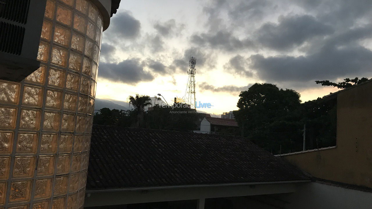 Casa para aluguel de temporada em Peruíbe (Stella Maris)