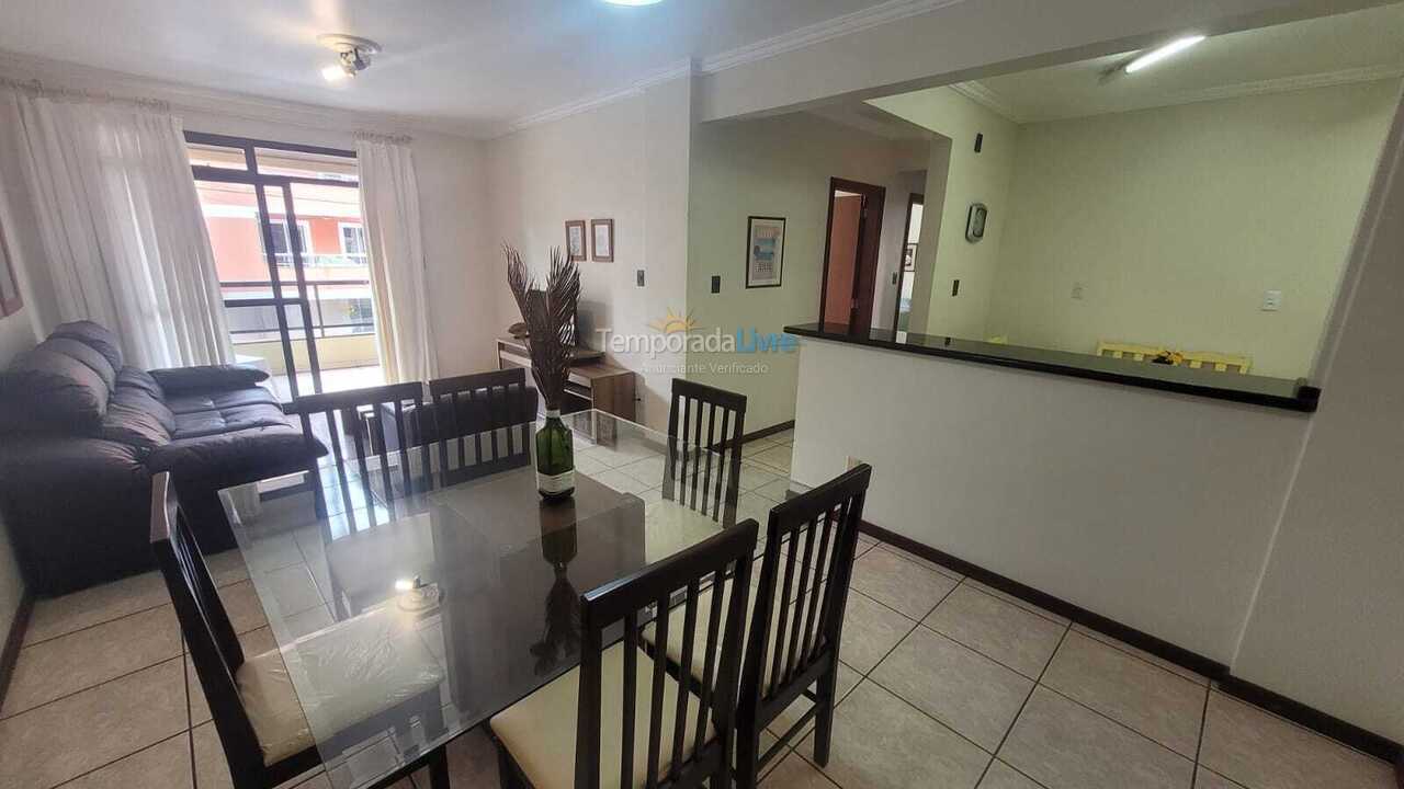 Apartment for vacation rental in Bombinhas (Praia de Bombinhas)