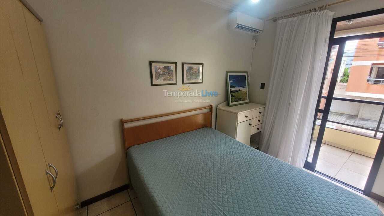 Apartment for vacation rental in Bombinhas (Praia de Bombinhas)