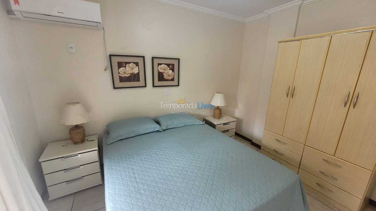Apartment for vacation rental in Bombinhas (Praia de Bombinhas)