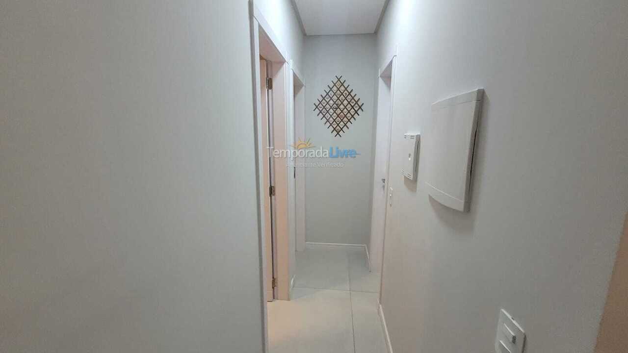 Apartment for vacation rental in Bombinhas (Praia de Bombinhas)