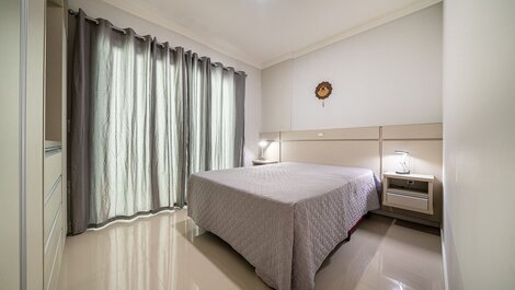 402- Lindo apartamento 2 dormitórios em Bombas