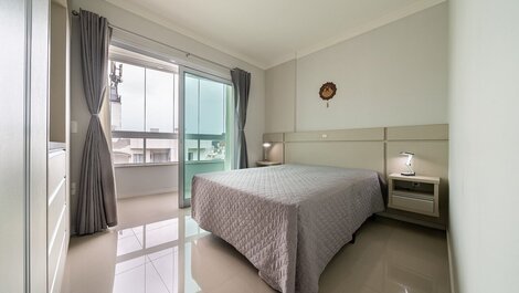 402- Lindo apartamento 2 dormitórios em Bombas