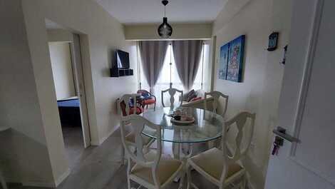 2 bedroom apartment, pool on the beach Ingles/Santinho