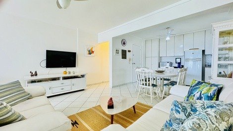Pitangueiras Precioso apartamento en Quadra do Mar con aire acondicionado