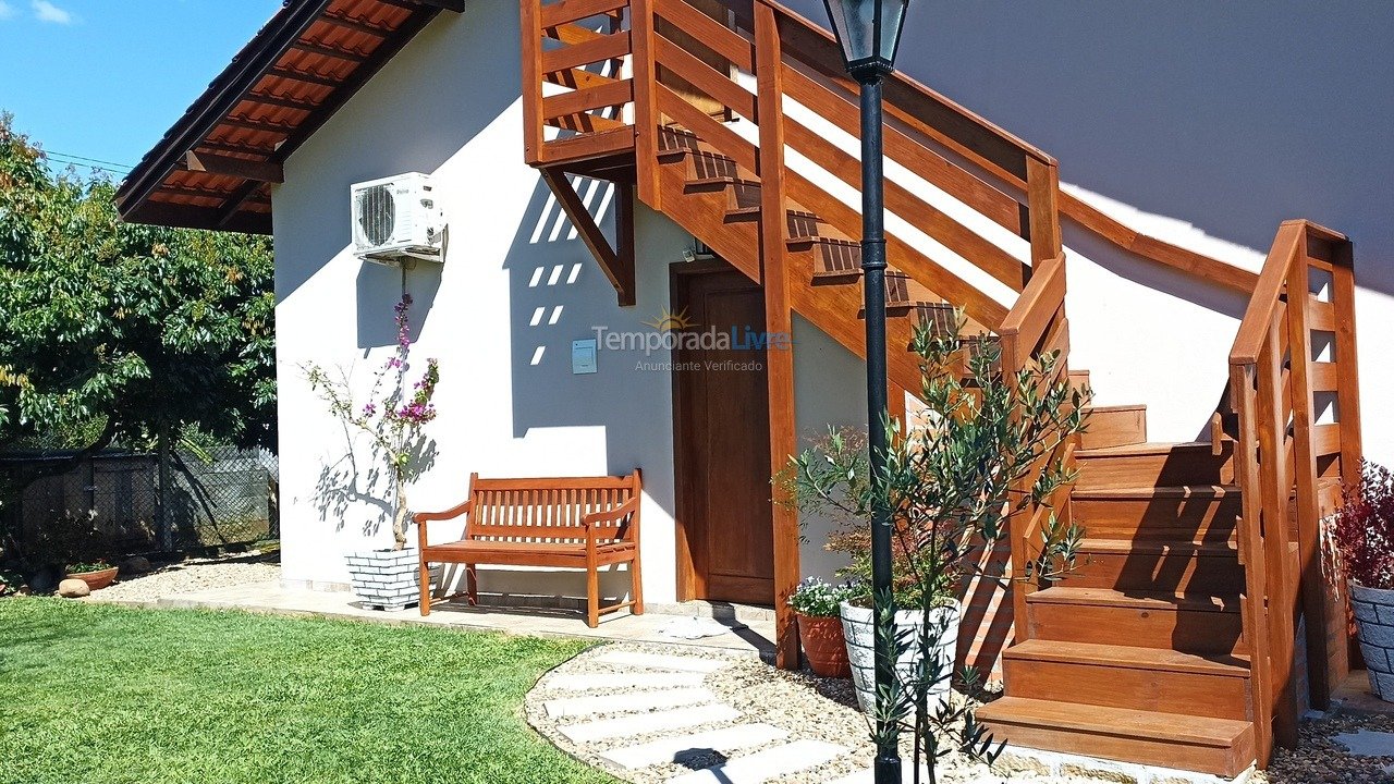 House for vacation rental in Pomerode (Testo Alto)