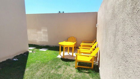 HOUSE 3 BEDROOMS, 2 SUITES WITH AIR, 15 PEOPLE, WITHOUT SWIMMING POOL, MUNDAÍ BEACH