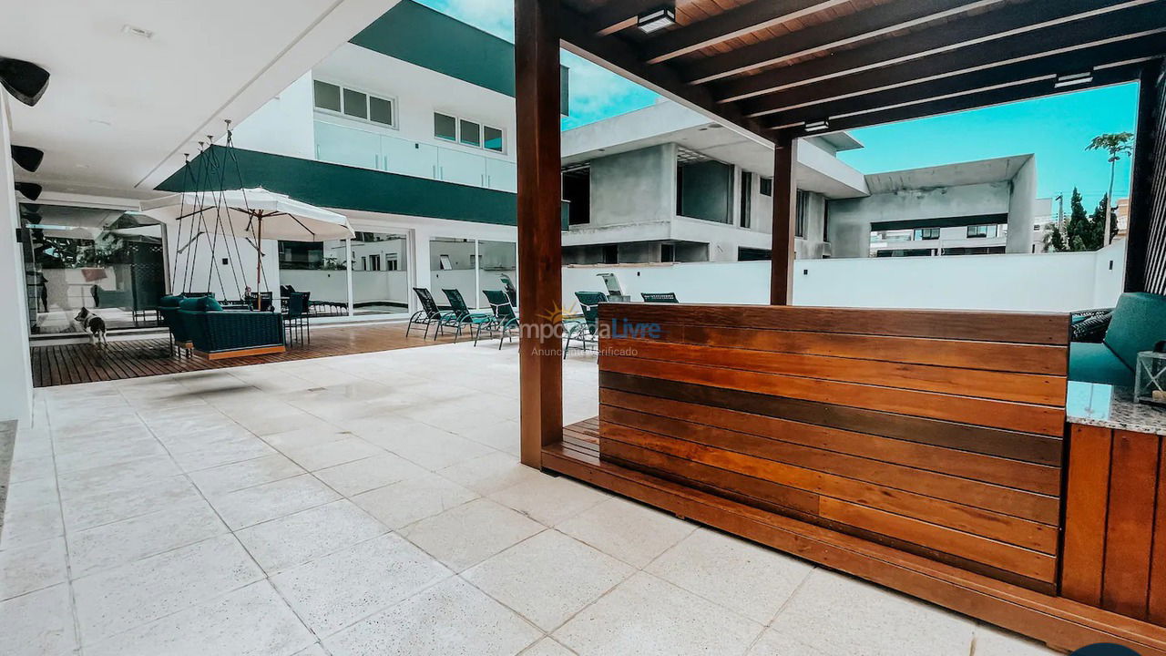 House for vacation rental in Florianopolis (Jurerê Internacional)