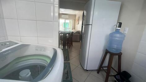 Apartamento em Bombinhas com piscina no prédio