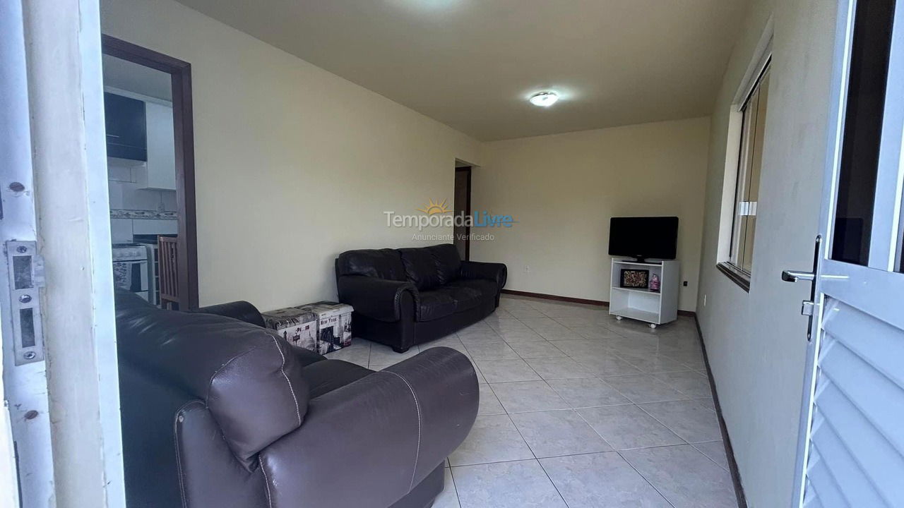 Casa para alquiler de vacaciones em Bombinhas (Praia de Bombas)