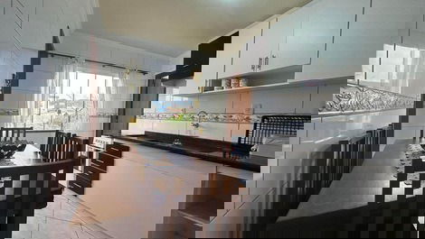 Amplia casa en Bombinhas (piso superior)