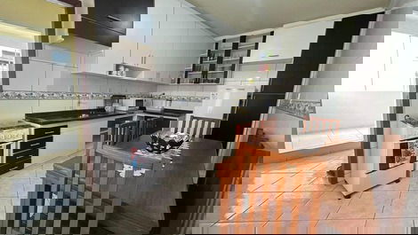 Amplia casa en Bombinhas (piso superior)