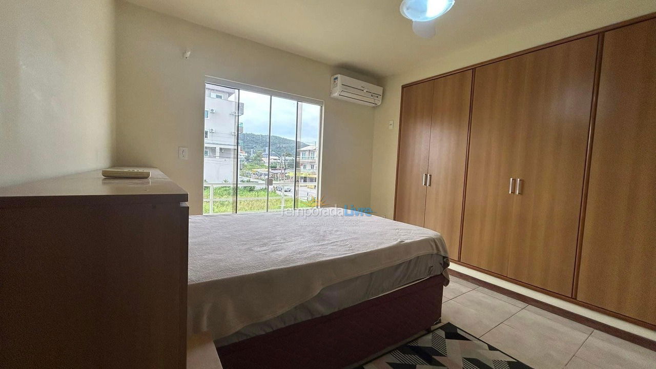 Casa para alquiler de vacaciones em Bombinhas (Praia de Bombas)