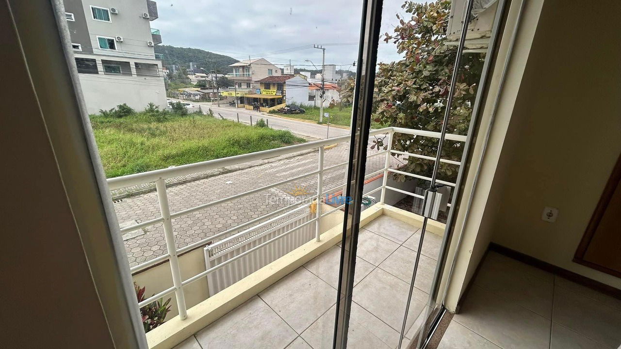 Casa para alquiler de vacaciones em Bombinhas (Praia de Bombas)