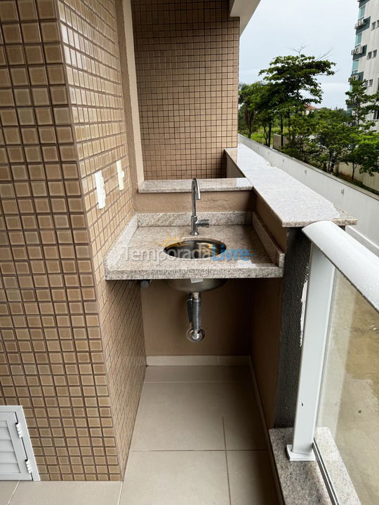 Apartamento para aluguel de temporada em Governador Celso Ramos (Praia de Palmas)