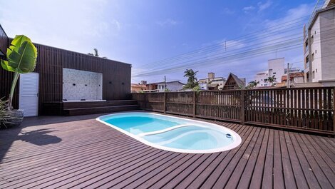 028 - Beautiful Residential with Pool and Jacuzzi in Bombas