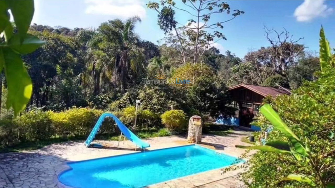 Chácara / sítio para aluguel de temporada em São Lourenço da Serra (Triângulo Azul)