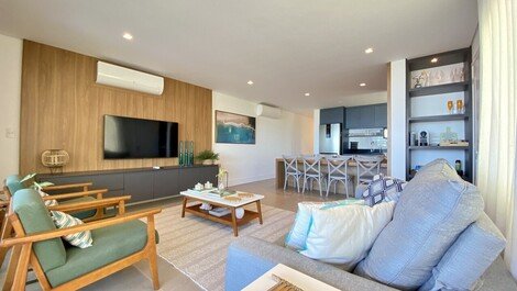 Sea Front Condominium - Modern Clean House