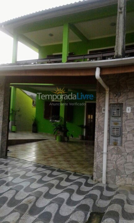 Casa para aluguel de temporada em Ubatuba (Pereque Mirim)