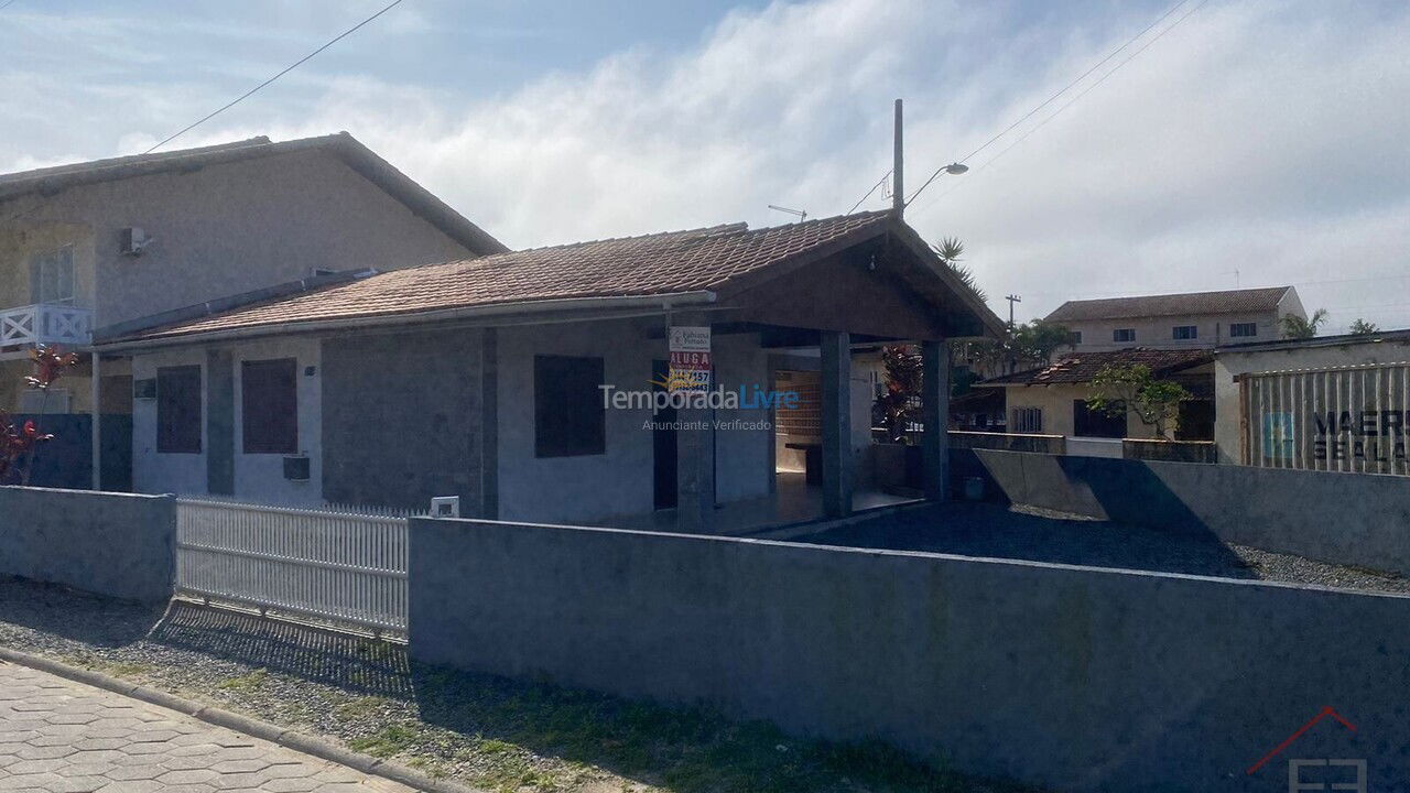 Casa para alquiler de vacaciones em São Francisco do Sul (Ubatuba)