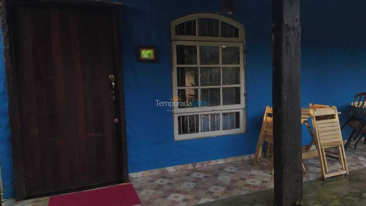 Casa para aluguel de temporada em Ubatuba (Vila Rolim)