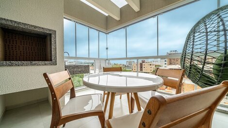 146 - Penthouse with 3 suites and Jacuzzi in Mariscal