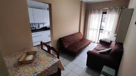 Airy apartment 50 meters from Vila Mirim - Praia Grande