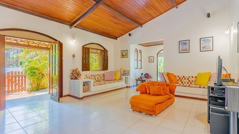 House 5 Bedrooms 300m from the Beach - Guarajuba