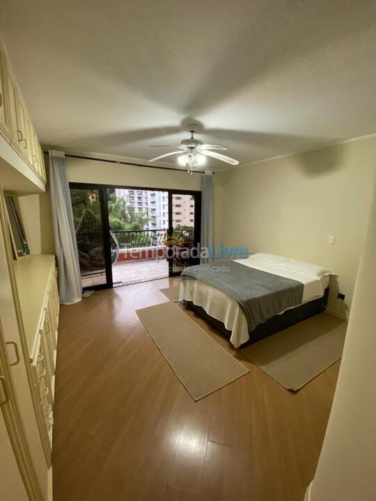 Apartamento para aluguel de temporada em Guarujá (Pitangueiras)