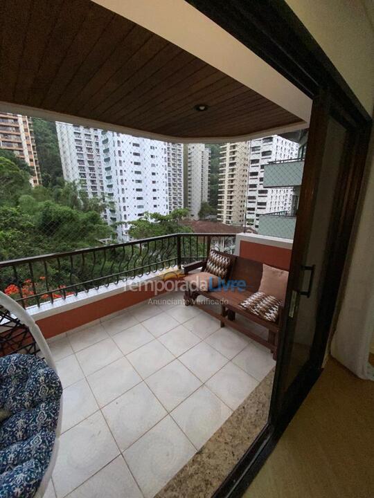 Apartamento para aluguel de temporada em Guarujá (Pitangueiras)