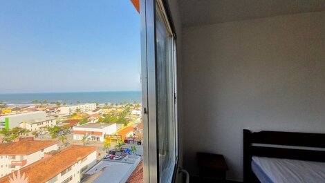 Apartamento à beira-mar na Praia da Barra Itanhaém