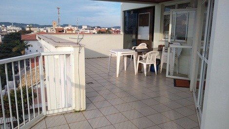 Penthouse with sea view, 2 bedrooms in the center of Canasvieiras