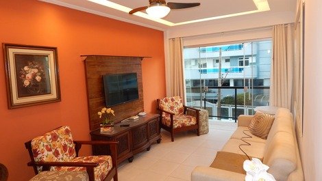 2 bedroom apartment facing the sea with side view