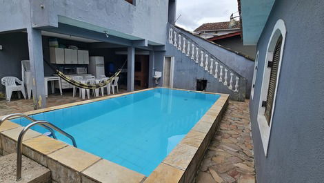 Casa, Piscina, Churrasqueira, até 20 pessoas, Praia Enseada GUARUJÁ-SP