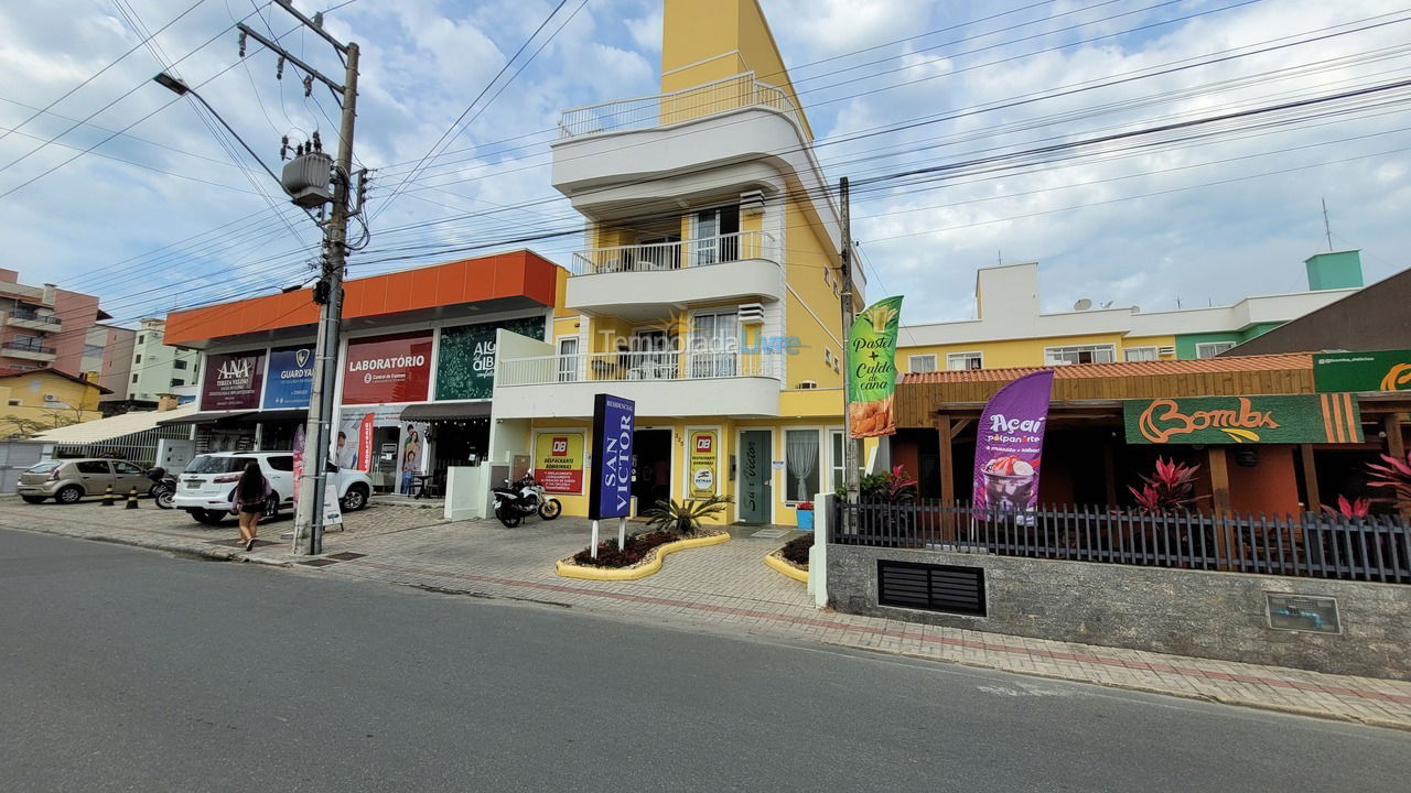 Apartamento para aluguel de temporada em Bombinhas (Praia de Bombas)