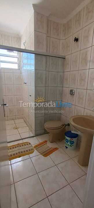 Apartamento para aluguel de temporada em Praia Grande (Praia do Caiçara)