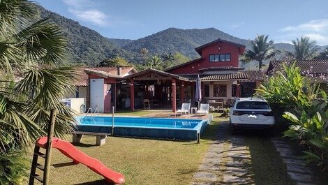 House with swimming pool in Lagoinha beach, Ubatuba (family atmosphere)