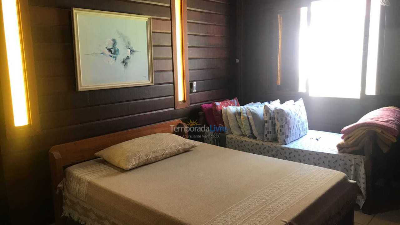 Casa para aluguel de temporada em Florianopolis (Praia dos Ingleses)