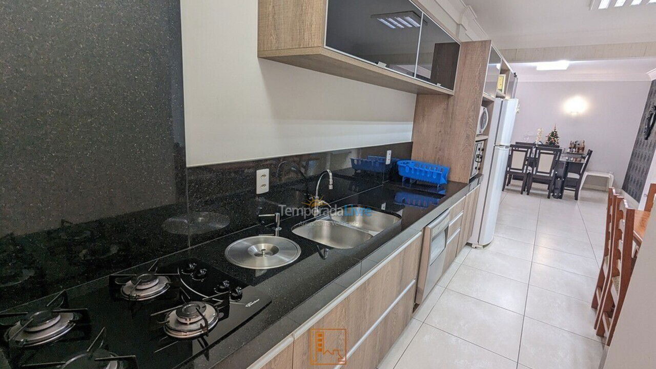 Apartment for vacation rental in Balneário Camboriú (Centro)