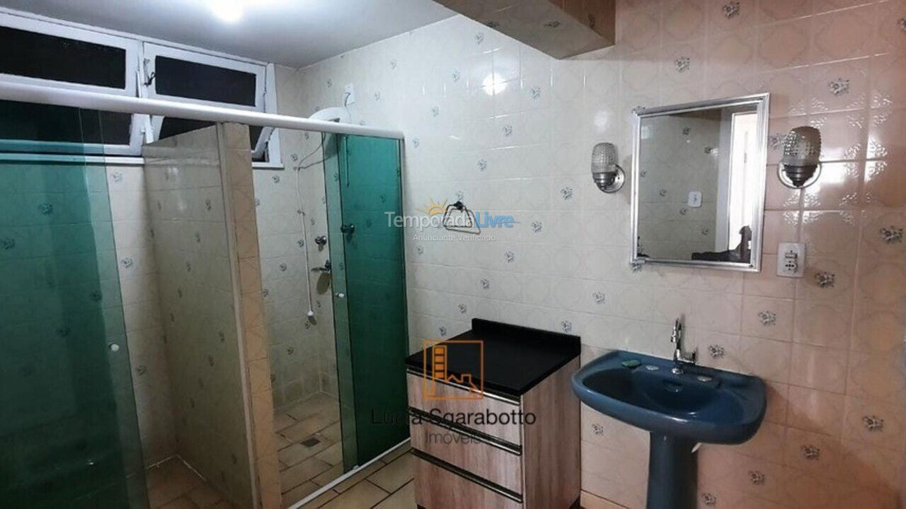 Apartamento para aluguel de temporada em Balneário Camboriú (Centro)