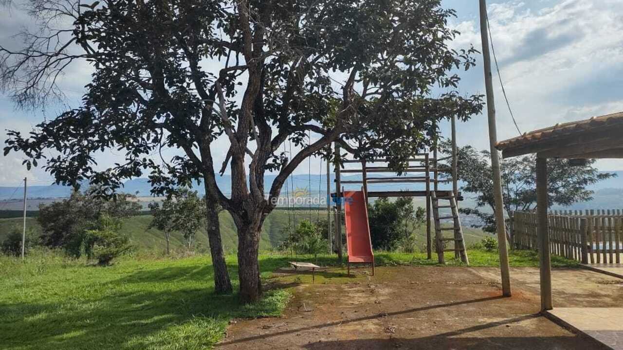 Casa para alquiler de vacaciones em São Roque de Minas (Zona Rural)