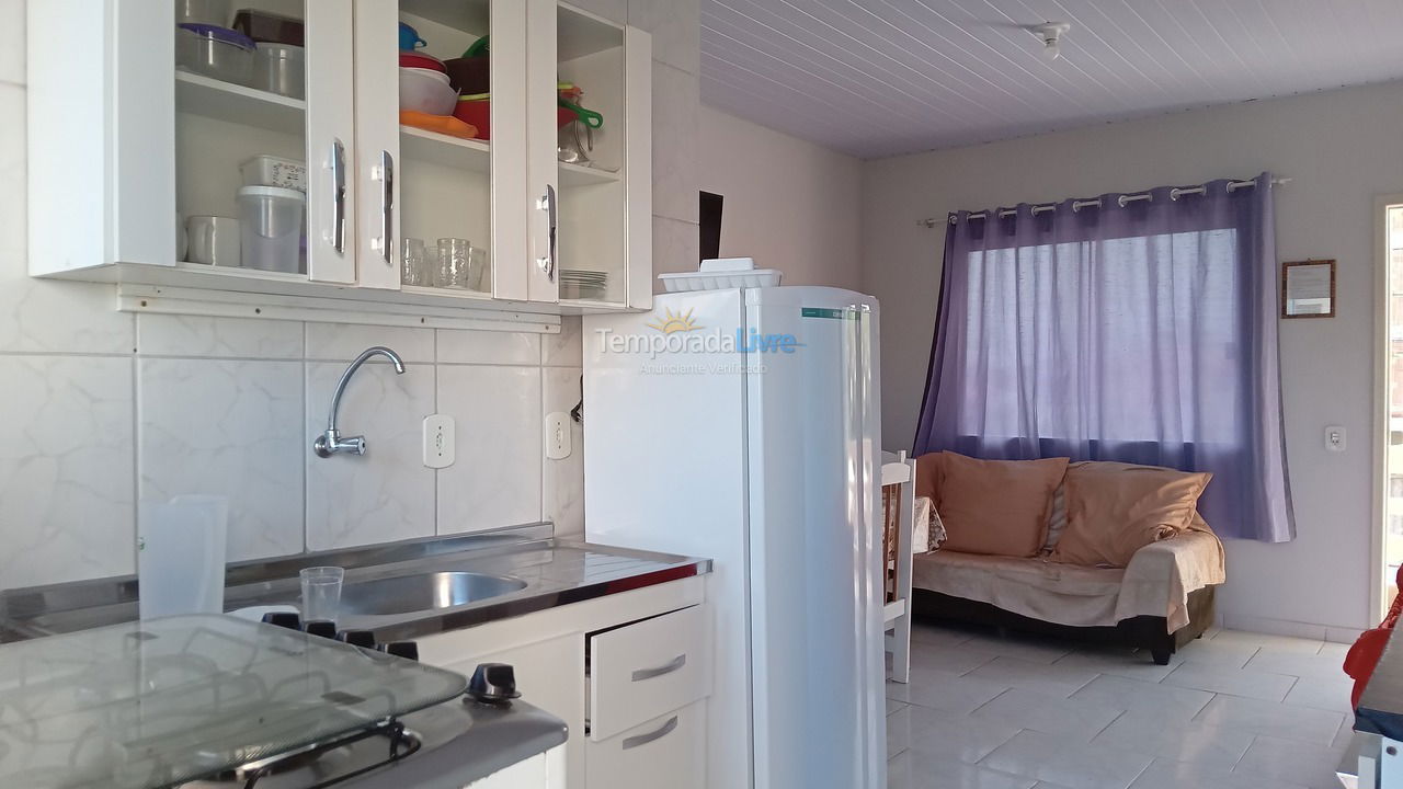 Apartamento para aluguel de temporada em Itapoá (Paese)