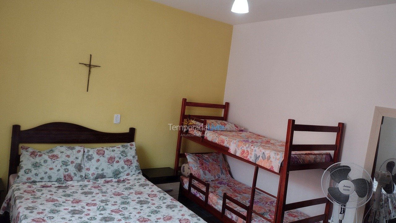 Casa para aluguel de temporada em Peruíbe (Ribamar)