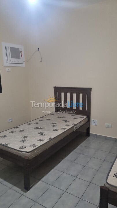 Apartamento para aluguel de temporada em Guarujá (Enseada)