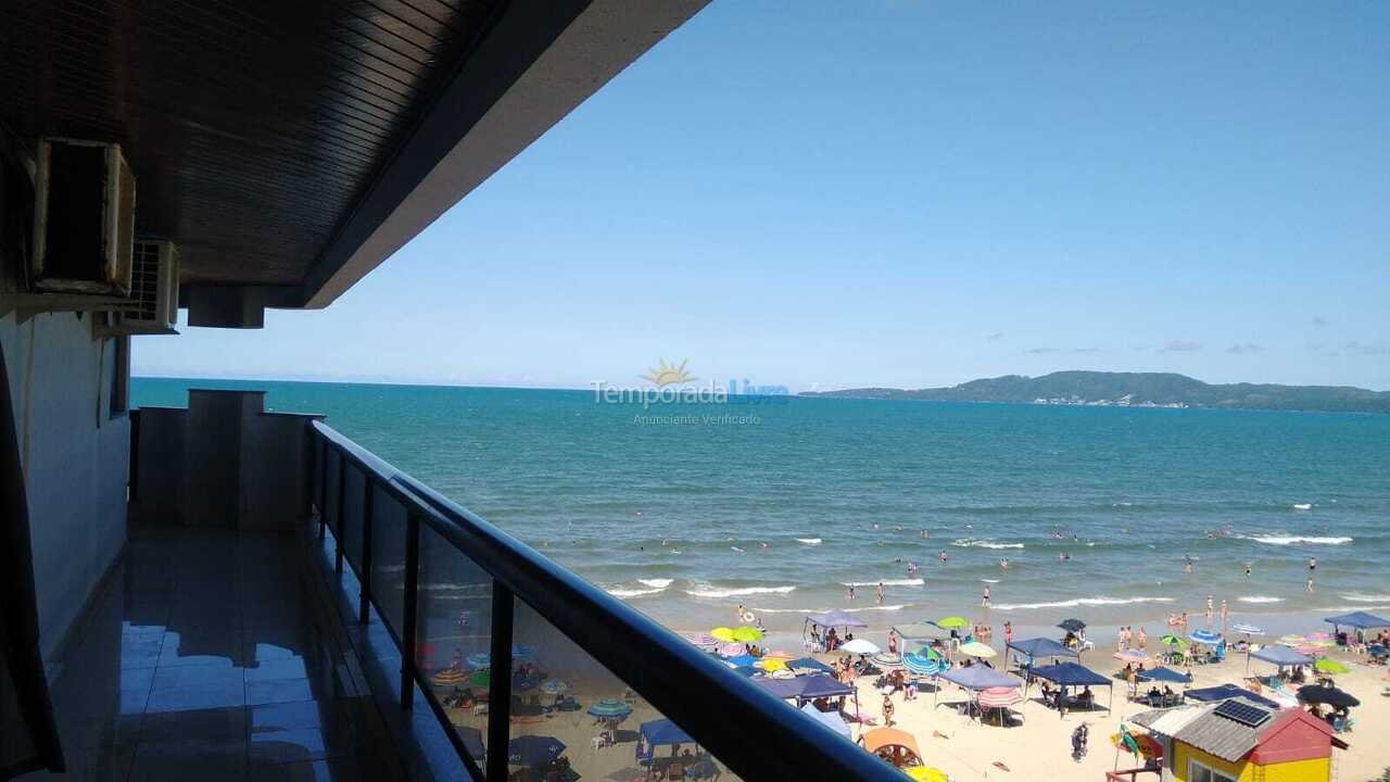 Apartamento para alquiler de vacaciones em Itapema (Meia Praia Frente Mar)