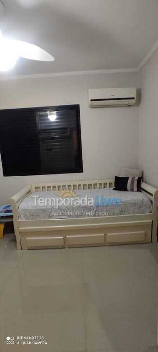 Apartment for vacation rental in Praia Grande (Canto do Forte)